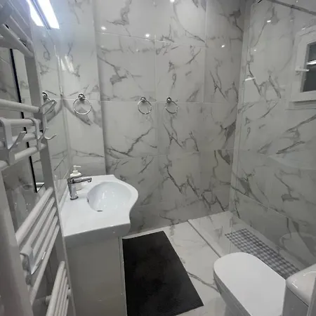 White 아파트